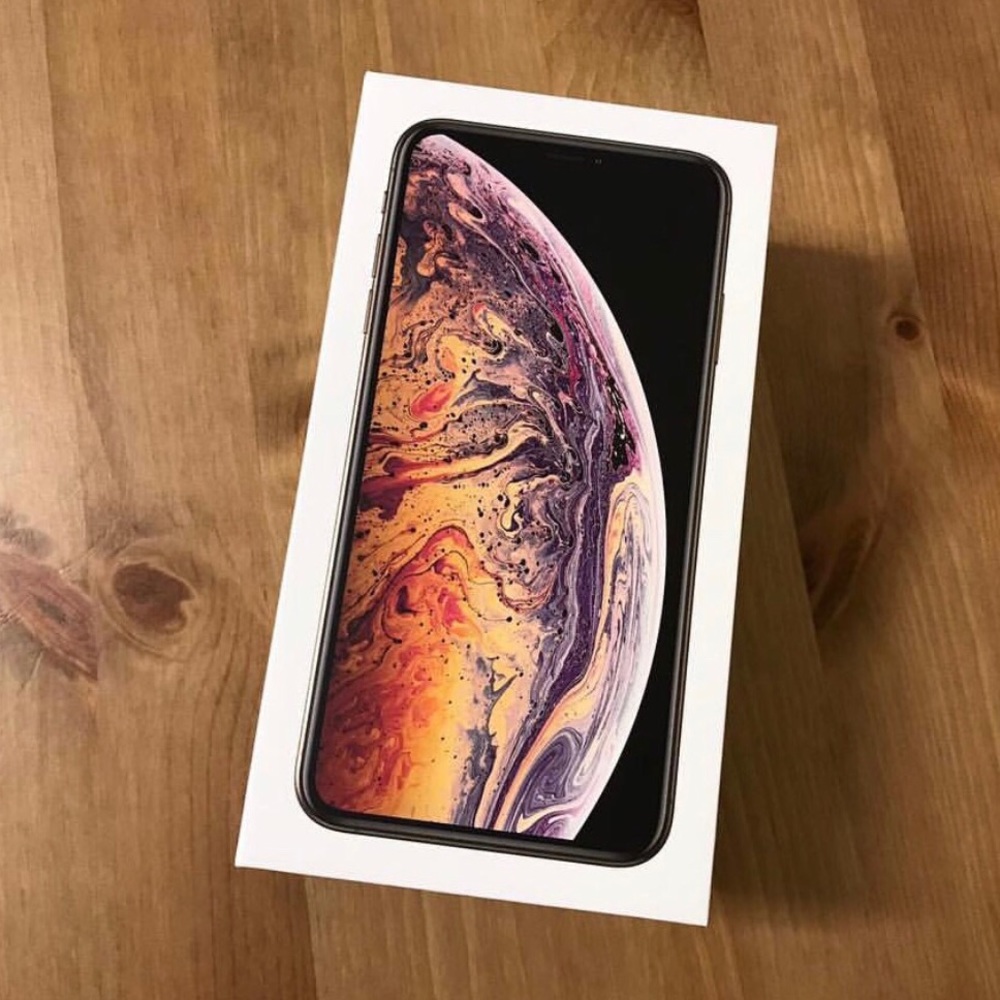 iPhone XS Max gold